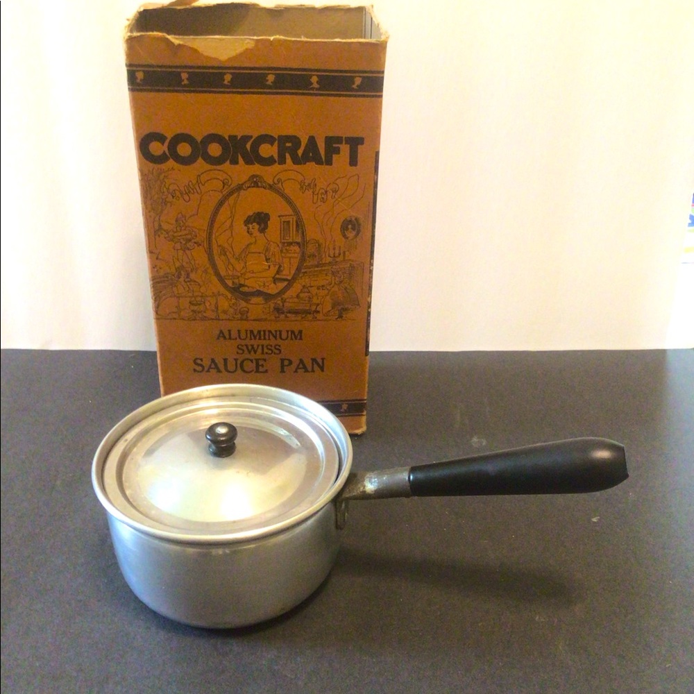 1930’s COOKCRAFT Swiss Sauce Pan W/original box